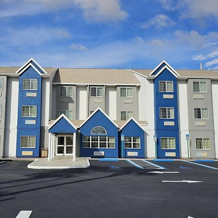 Microtel Inn&Suites by Wyndham Bushnell Exterior foto
