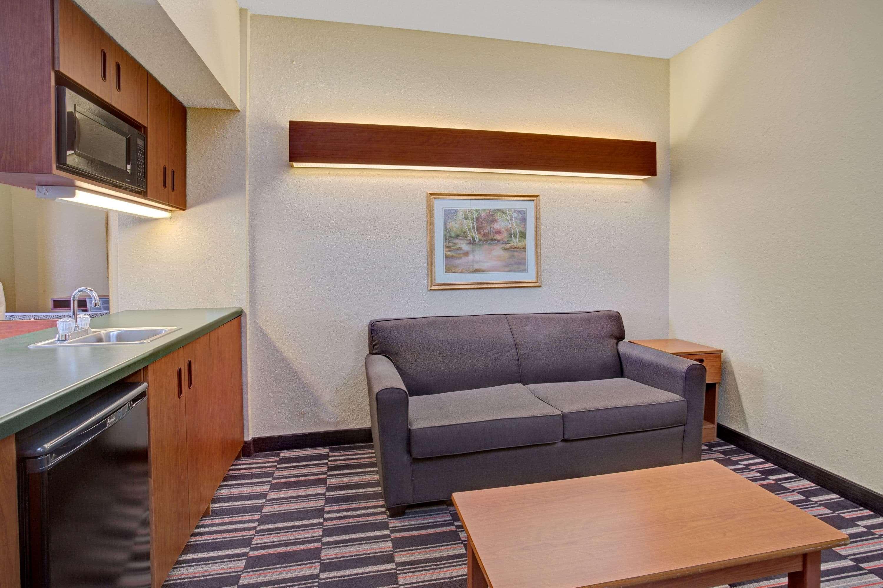 Microtel Inn&Suites by Wyndham Bushnell Exterior foto