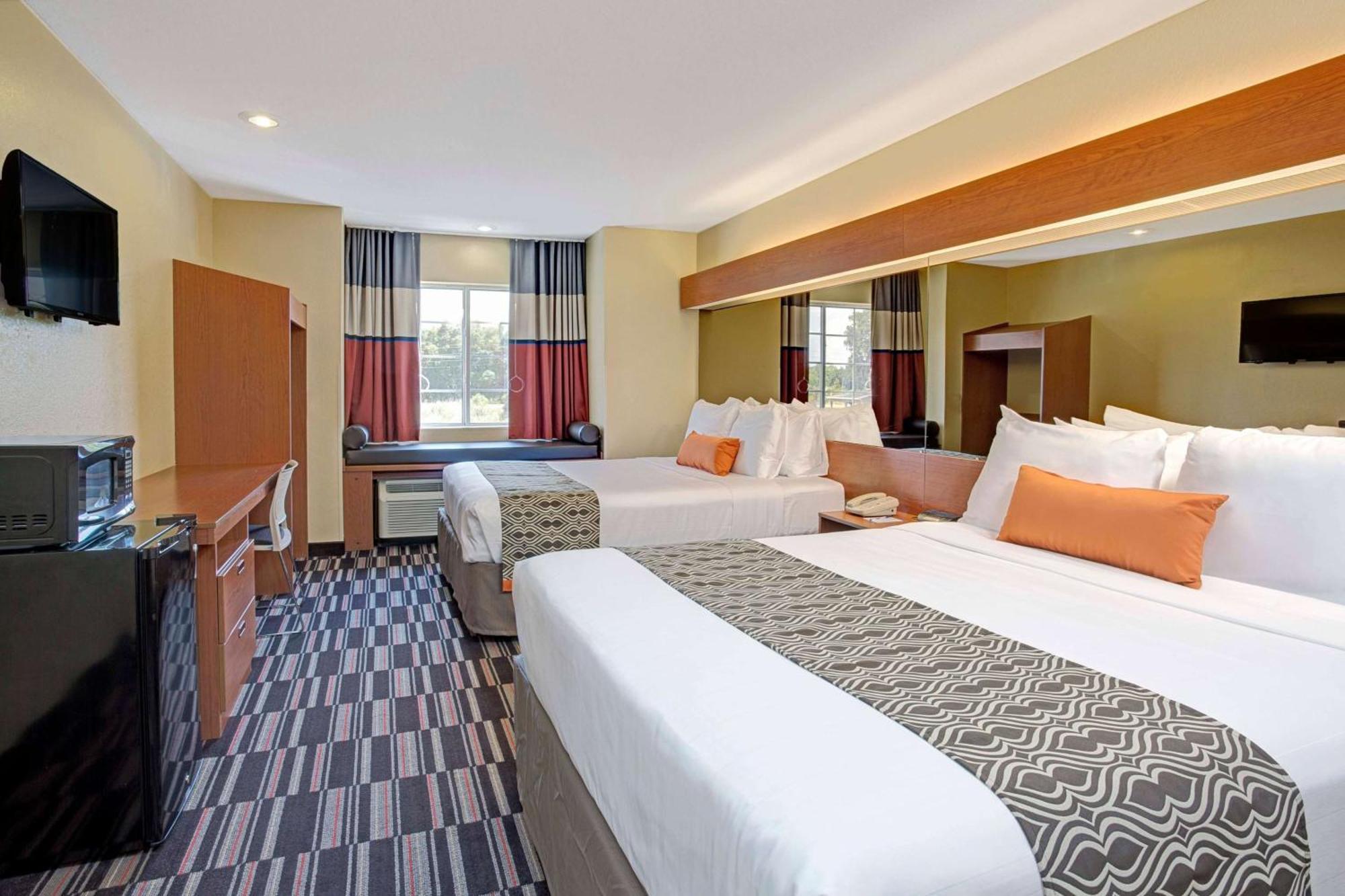 Microtel Inn&Suites by Wyndham Bushnell Exterior foto